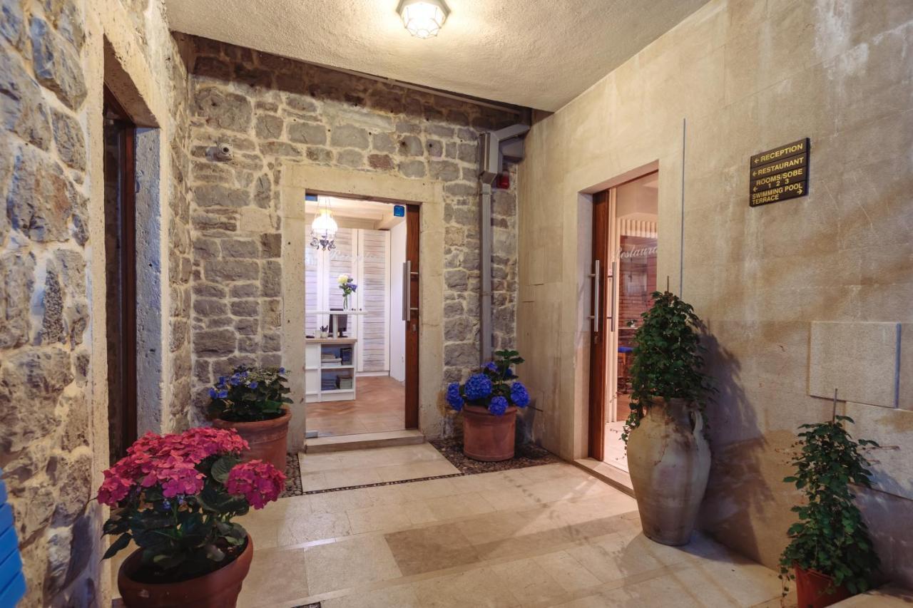 Boutique Hotel Capitano Herceg Novi Exteriör bild